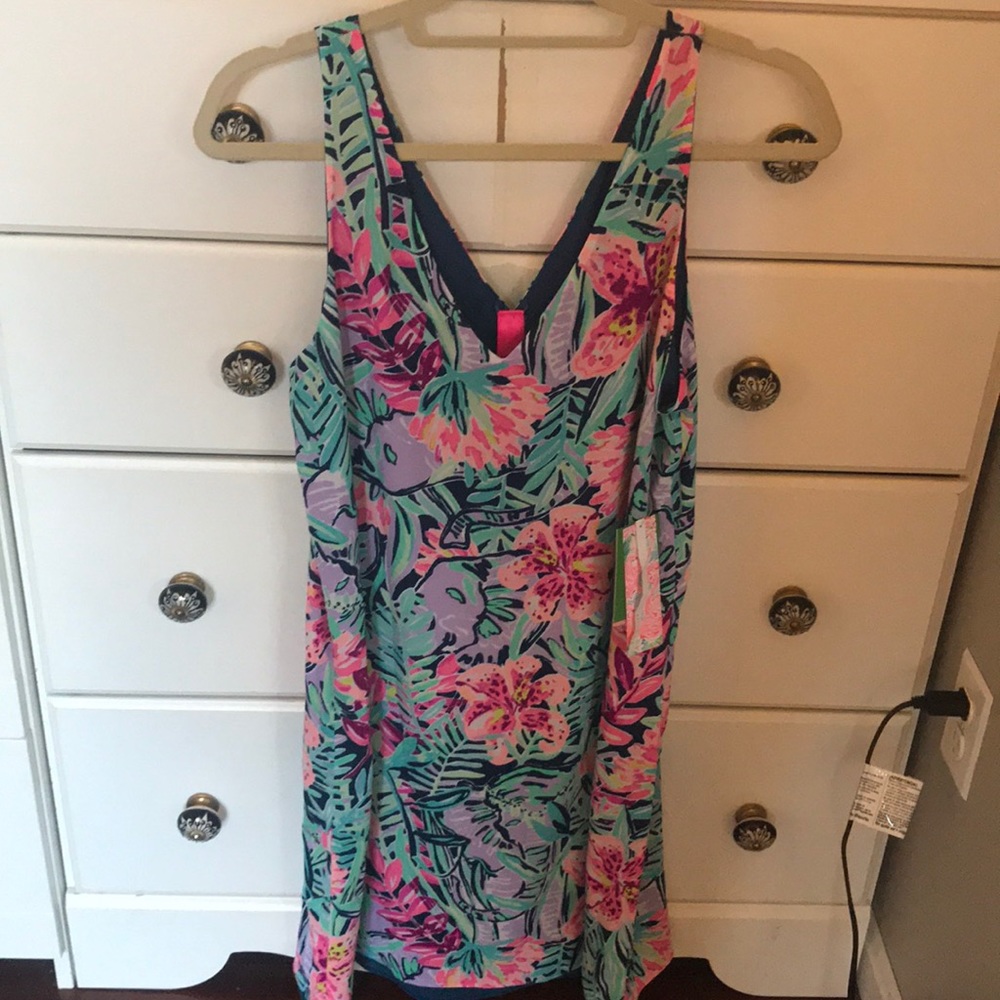 Lilly Pulitzer Florin sheeveless v neck dress